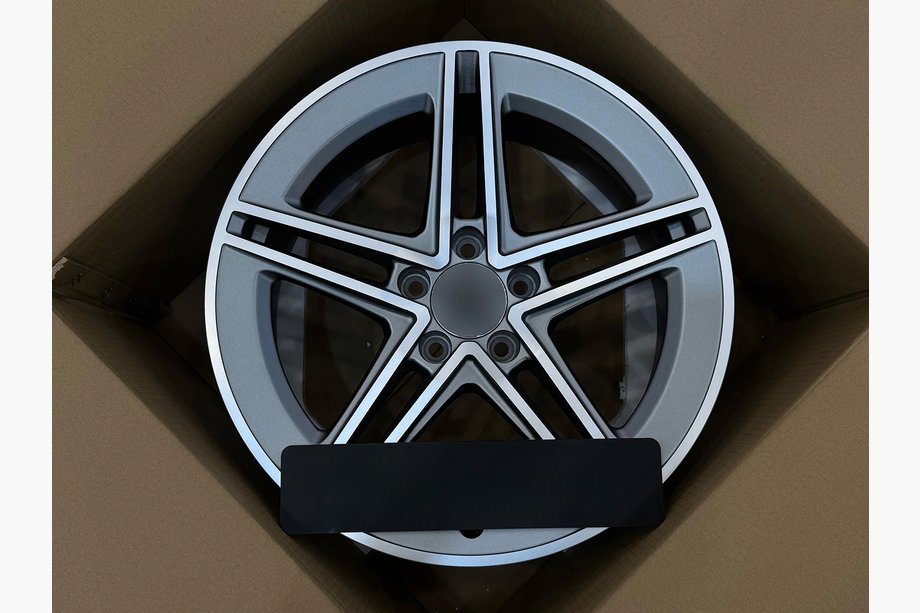 Mercedes CLS C218 2011–2018 OEM kaltie diski R18 (4 gab.) Image