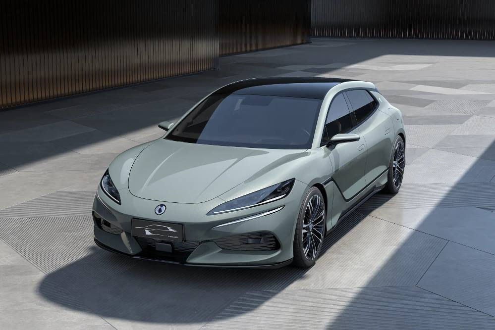 Denza Z9 GT apskats: elektriskais flagmaņa shooting brake