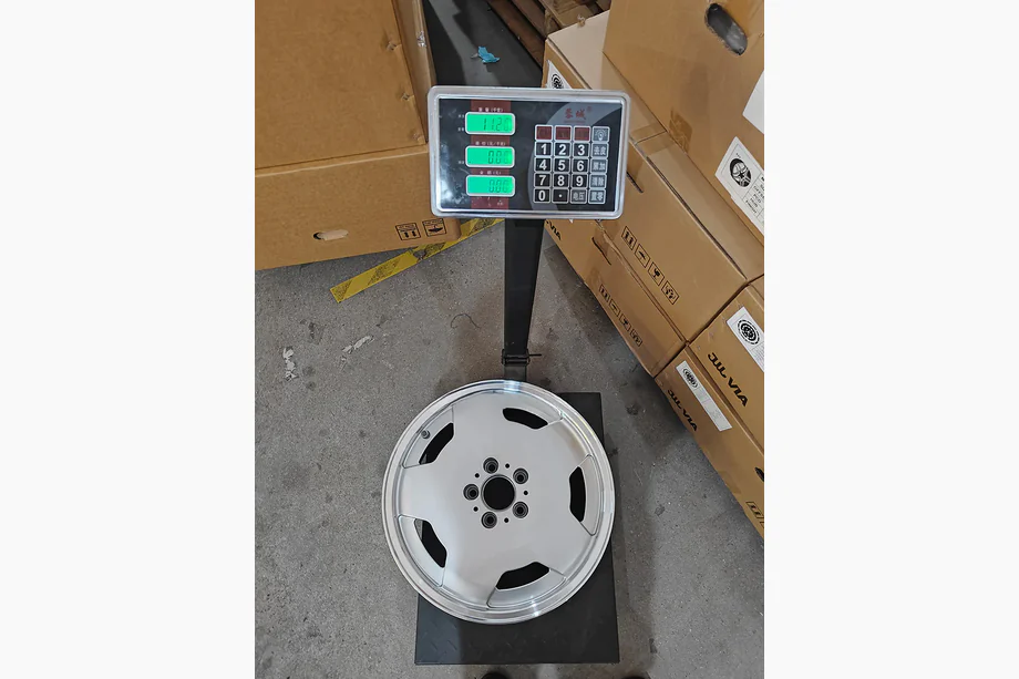 Mercedes E-klase W124 1984–1997 Kalti diski OEM R17 (4 gab.) Foto 13