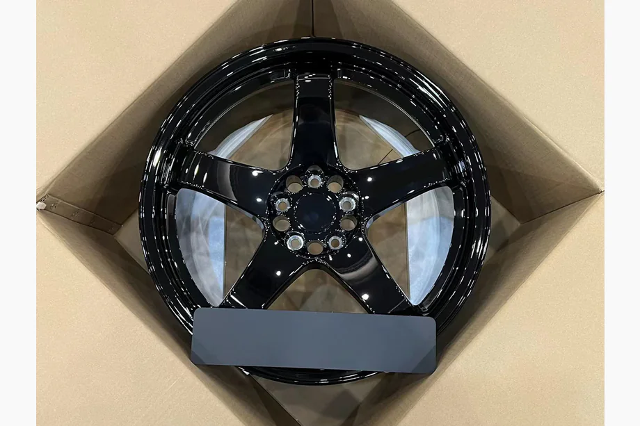 Nissan Skyline 1998–2002 Kalti OEM diski R19 (4 gab.) Image