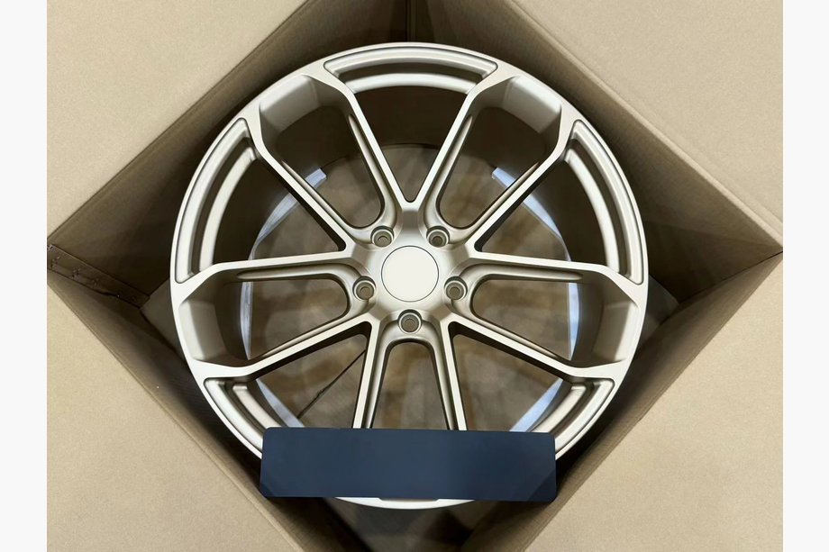 Porsche Cayenne 2018– Kaltie diski OEM R22 V4 (4 gab.) Image