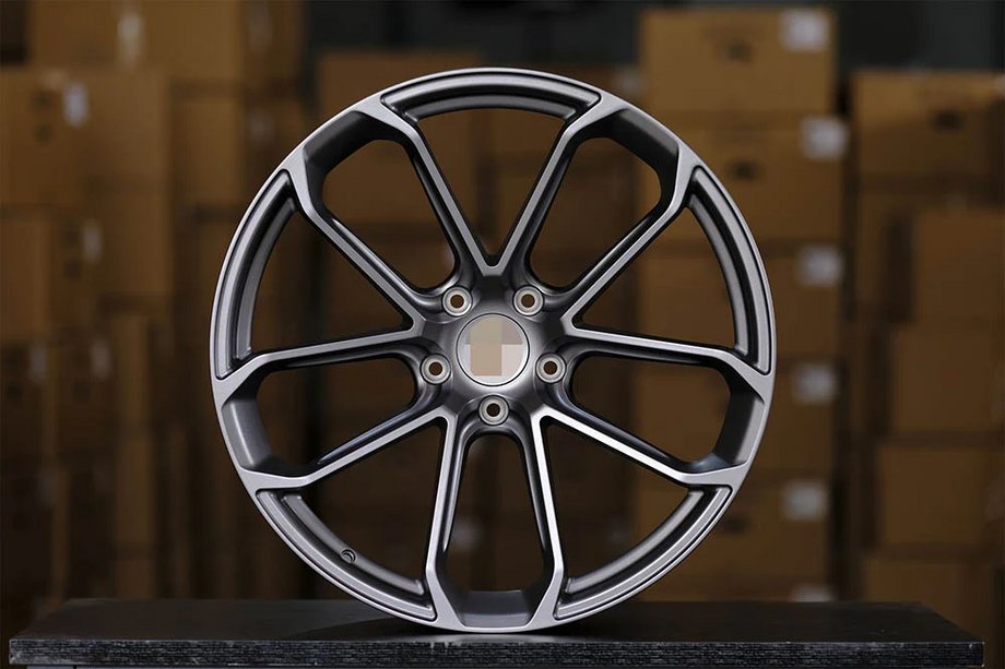 Porsche Macan 2014–2024 OEM kaltie diski R18 (4 gab.) Image