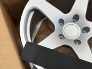 Porsche 911 (992) 2018– OEM kaltie diski R18 (4 gab.) foto 7