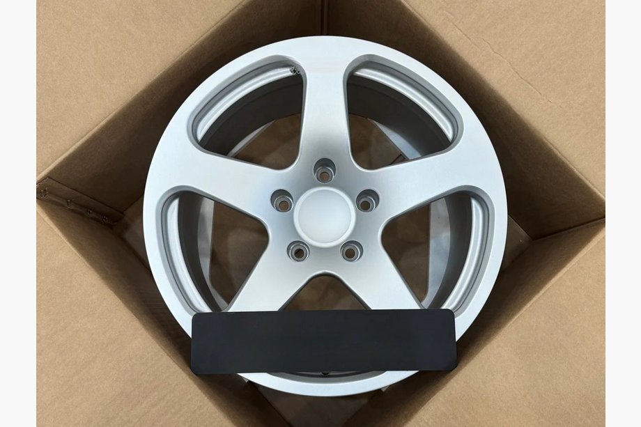Porsche 911 (992) 2018– OEM kaltie diski R18 (4 gab.) Image