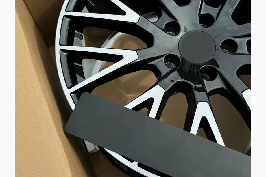 Porsche Panamera 2023– Kalti diski OEM R21 V2 (4 gab.) Foto 8