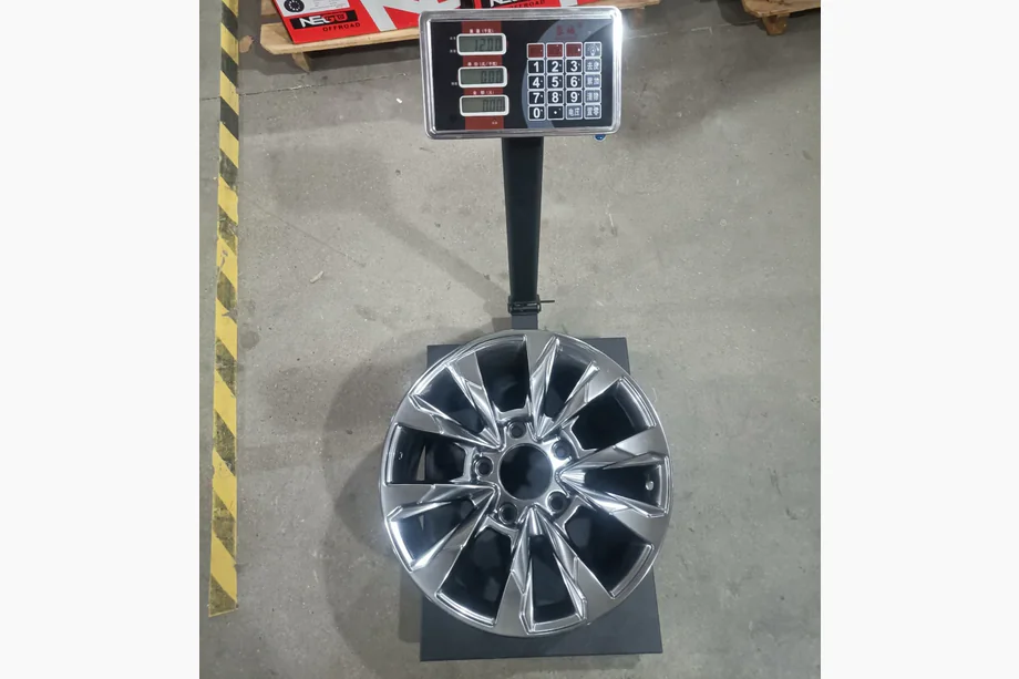 Toyota Land Cruiser 200 2007–2021 OEM kaltie diski R18 (4 gab.) Foto 10