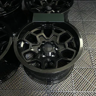 Kalti diski OEM R17 (4 gab.) Toyota Hilux 2015– foto 2