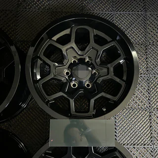 Kalti diski OEM R17 (4 gab.) Toyota Hilux 2015– foto 1