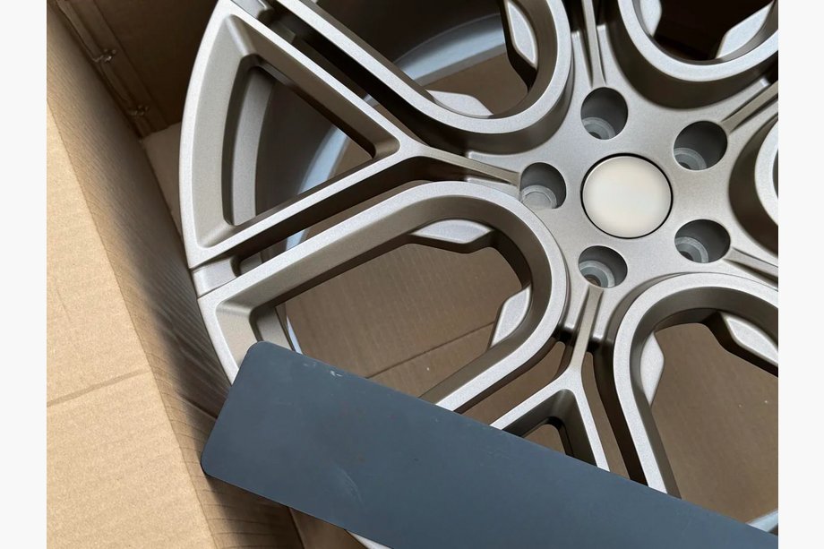 Xiaomi SU7 2023– Kalti OEM diski R20 (4 gab.) Foto 8
