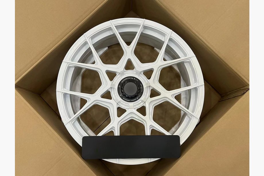 Lexus LFA 2010–2013 Kaltie OEM diski R20 V2 (4 gab.) Image