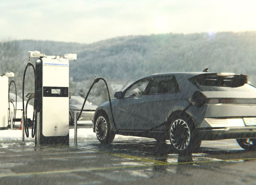 Elektroauto lietū: drošība un braukšanas nianses