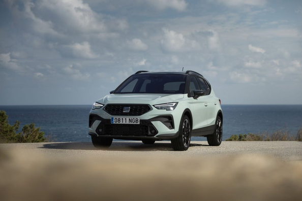 SEAT Arona 2026 apskats: Kompakts krosovers ar atjaunotu raksturu