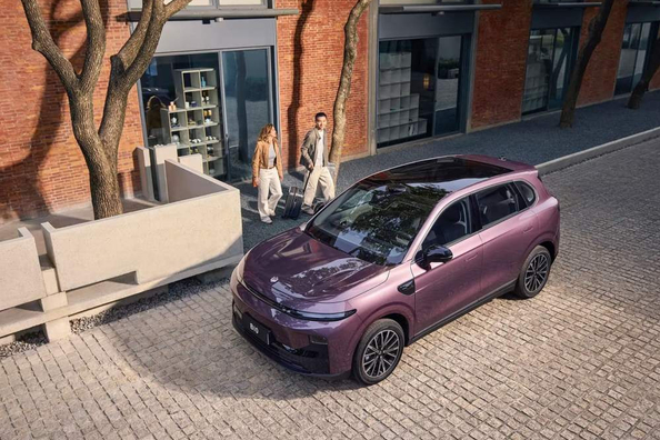 Leapmotor B10 apskats: kompakts elektriskais krosovers ar premium tehnoloģijām Foto 1