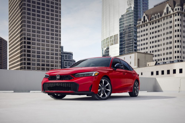 Honda Civic Sedan 2024: Apskats par atjaunināto kompaktklasi