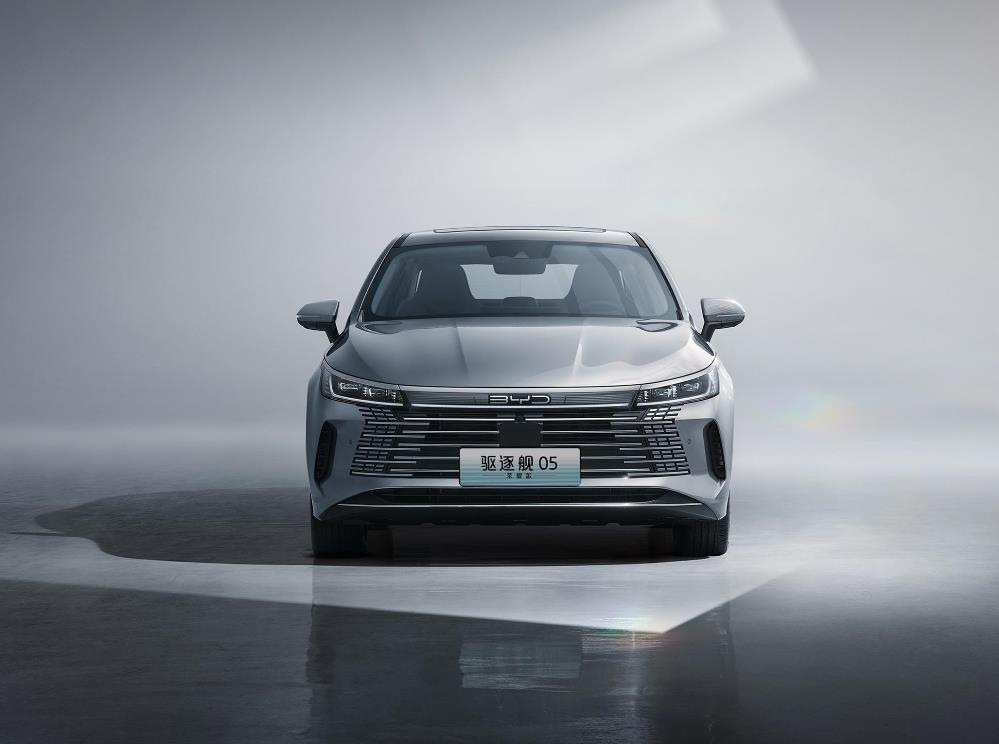 BYD Destroyer 05 DM-i: 2024. gada hibrīda sedana apskats
