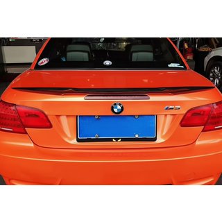 M4-Style spoileris (E93, spīdīgi melns)