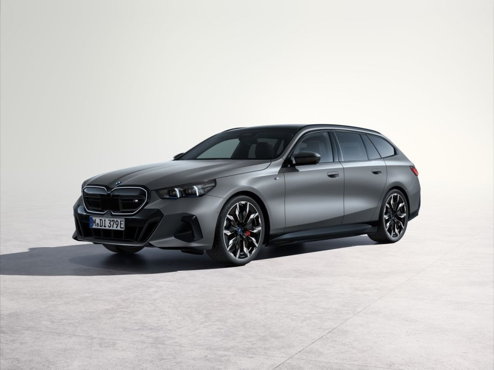 BMW i5 Touring M60 xDrive 2024: Elektriskā universāļa apskats