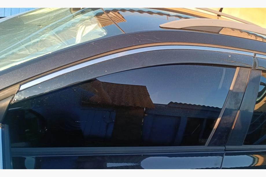 Skoda Octavia IV A8 2020– Logu vēja deflektori ar hromētu līsti Niken Luxury (SW, 4 gab.) Foto 4