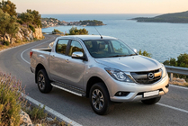 Mazda BT-50 2012– Sānu sliekšņi Fullmond (2 gab., alumīnija) foto 1