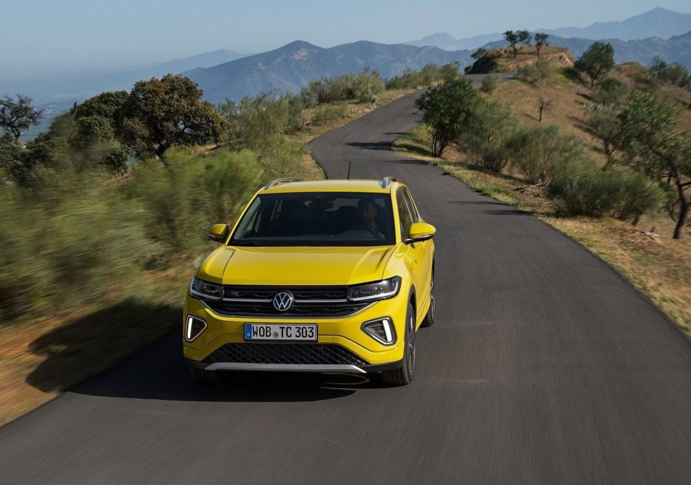 Atjauninātais Volkswagen T-Cross: kompakts SUV pilsētai