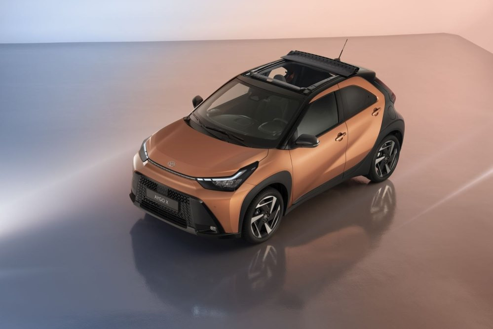Toyota Aygo X 2025 apskats: hibrīda pilsētas krosovers