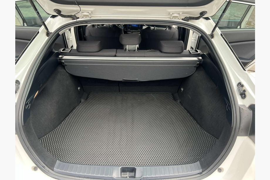Toyota Prius 2015–2022 EVA bagāžnieka paklājiņš (LB, melns) Image