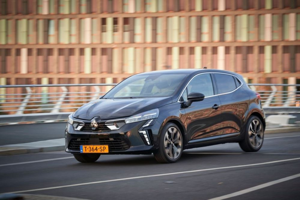 Mitsubishi Colt 2023–2025: pilns apskats ar foto un tehniskajiem datiem