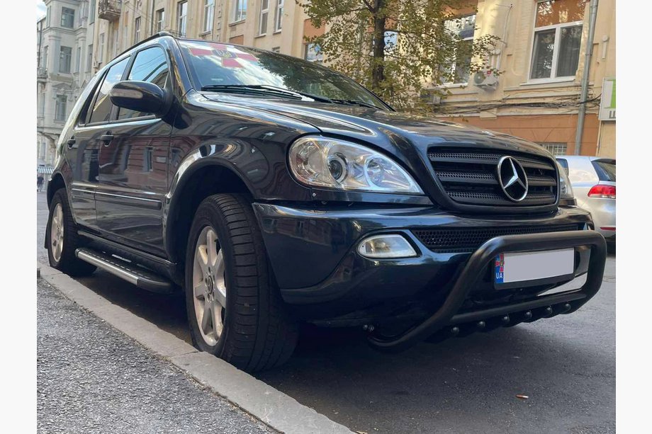 Mercedes ML W163 1997–2005 Bullbārs WT003 Black (nerūsējošais tērauds) Foto 3
