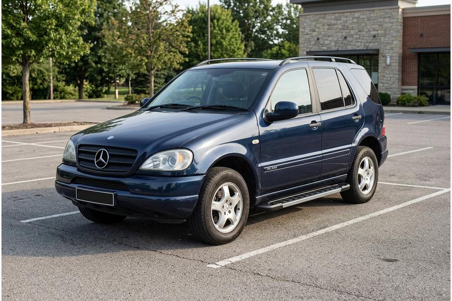 Mercedes ML W163 1997–2005 Sānu pakāpieni RedLine V1 (2 gab., alumīnijs) Image