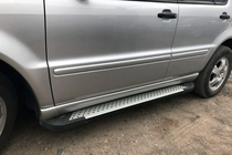 Mercedes ML W163 1997–2005 Sānu pakāpieni Allmond Grey (2 gab., alumīnijs) foto 6