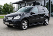 Mercedes ML W164 2005–2011 Sānu pakāpieni Bosphorus Black (2 gab., alumīnijs) foto 1