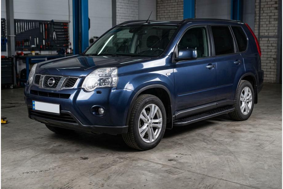 Nissan X-trail T31 2007–2014 Sānu pakāpieni Bosphorus Black (2 gab., alumīnijs) Image