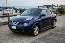 Nissan Juke 2010–2019 Sānu sliekšņi RedLine Black (2 gab., alumīnijs) foto 1