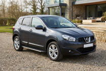 Nissan Qashqai 2010–2014 Sānu sliekšņi Duru (2 gab., alumīnijs) Īsā riteņu bāze foto 1