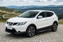 Nissan Qashqai 2014–2021 Sānu sliekšņi RedLine Black (2 gab., alumīnijs) foto 1
