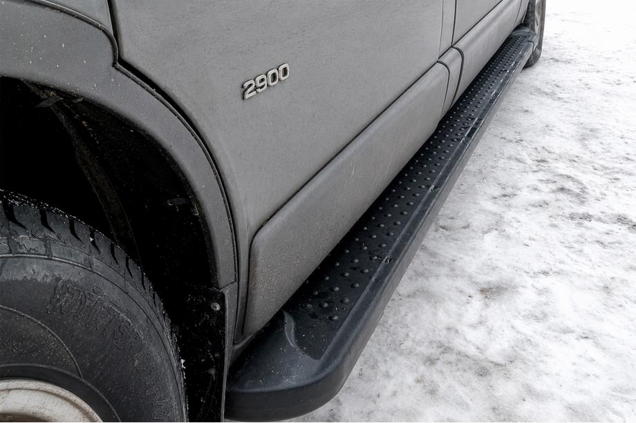Opel Vivaro 2001–2015 Sānu pakāpieni Allmond Black (2 gab., alumīnijs) Image