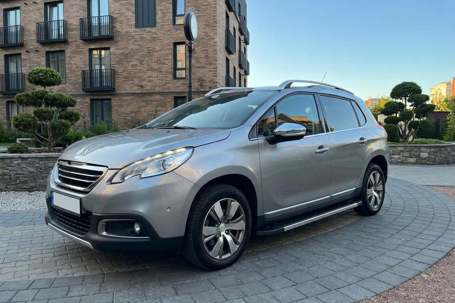 Peugeot 2008 2013–2019 Sānu pakāpieni RedLine V1 (2 gab., alumīnijs) Image
