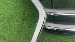 Lexus LX570/450d 2008–2022 Izpārdošana OEM radiatora reste (2012-2015) foto 5