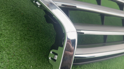 Lexus LX570/450d 2008–2022 Izpārdošana OEM radiatora reste (2012-2015) foto 3
