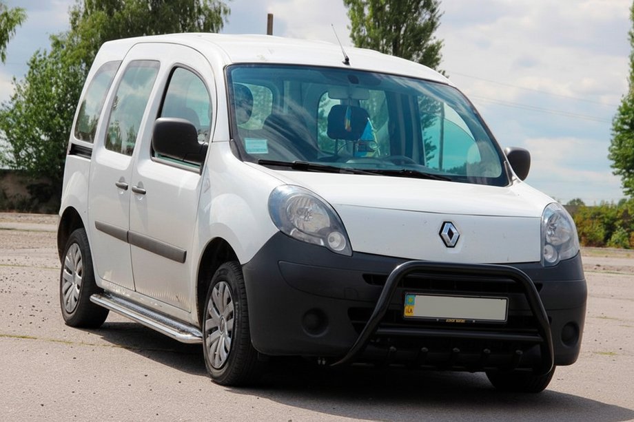 Renault Kangoo 2008–2020 Bullbar WT003 Black (nerūsējošais tērauds) Image