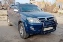 Toyota Fortuner 2006–2015 Priekšējais aizsargstienis F12-11 Black (nerūsējošais tērauds) foto 2