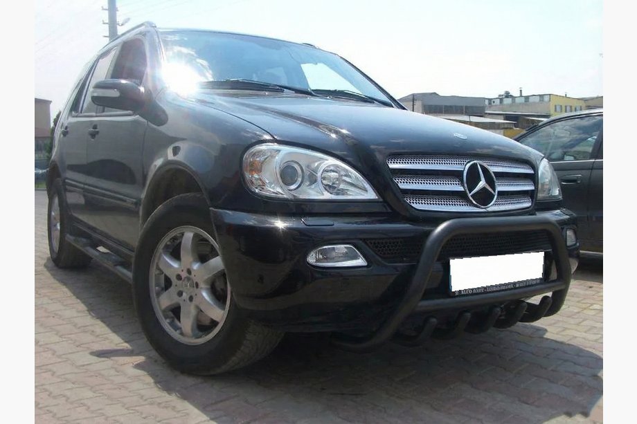 Mercedes ML W163 1997–2005 Kengurīns Black (nerūsējošais tērauds) Image