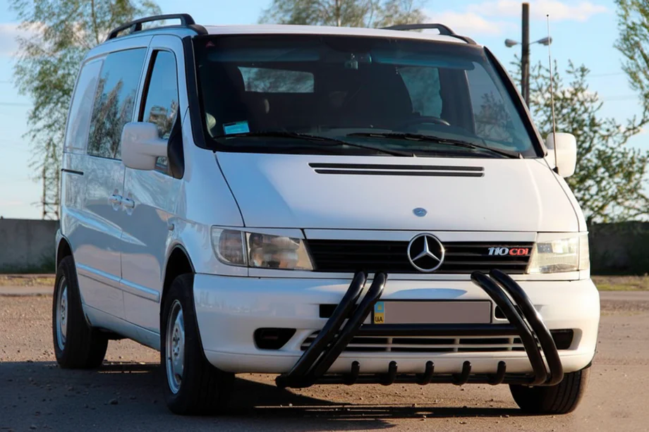 Mercedes Vito W638 1996–2003 Kelebek WT011 Black priekšējais aizsargstienis (kenguru stienis), nerūsējošais tērauds Image