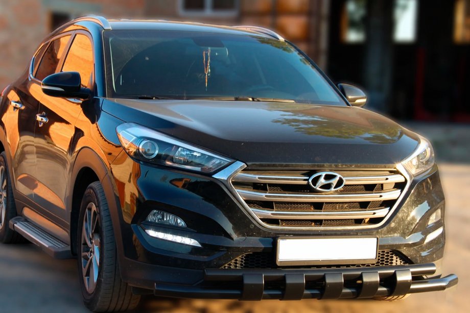 Hyundai Tucson TL 2016–2021 Priekšējais aizsargstienis Shark Black (nerūsējošais tērauds) Foto 1