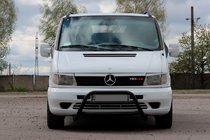 Mercedes Vito W638 1996–2003 Priekšējais aizsargstienis WT022 Black (nerūsējošais tērauds) foto 1
