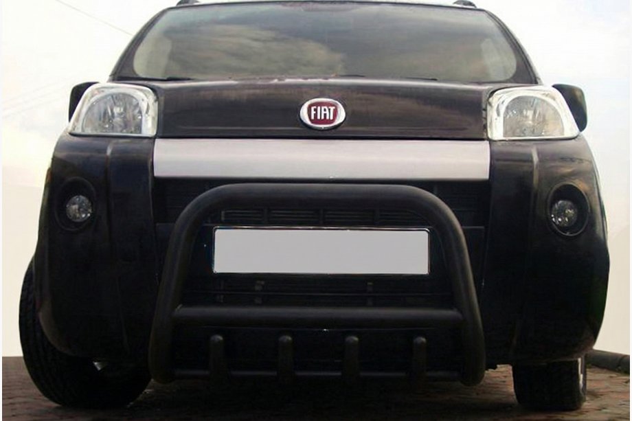 Fiat Fiorino/Qubo 2008–2024 Aizsargstienis (bullbar) QT006 Black (nerūsējošais tērauds) Image