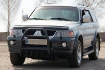Mitsubishi Pajero Sport 1996–2007 Bullerbārs QT007 Black (nerūsējošais tērauds) foto 1