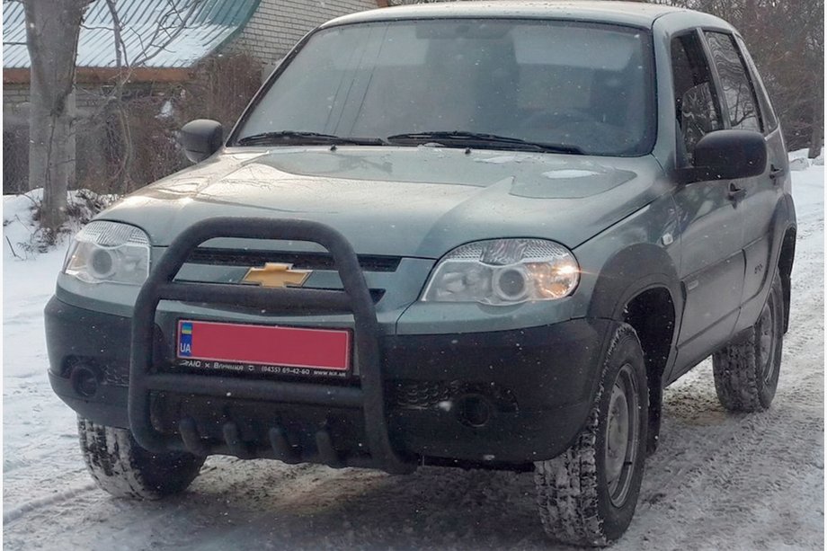 Chevrolet Niva 1998–2020 Bullerbārs QT007 Black (nerūsējošais tērauds) Image
