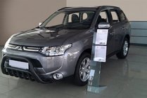 Mitsubishi Outlander 2012–2021 Kenguru stienis WT002 Black (nerūsējošais tērauds) foto 3