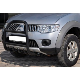 Priekšējais aizsargstienis QT007 Black (nerūsējošais tērauds) Mitsubishi Pajero Sport 2008–2015 foto 1